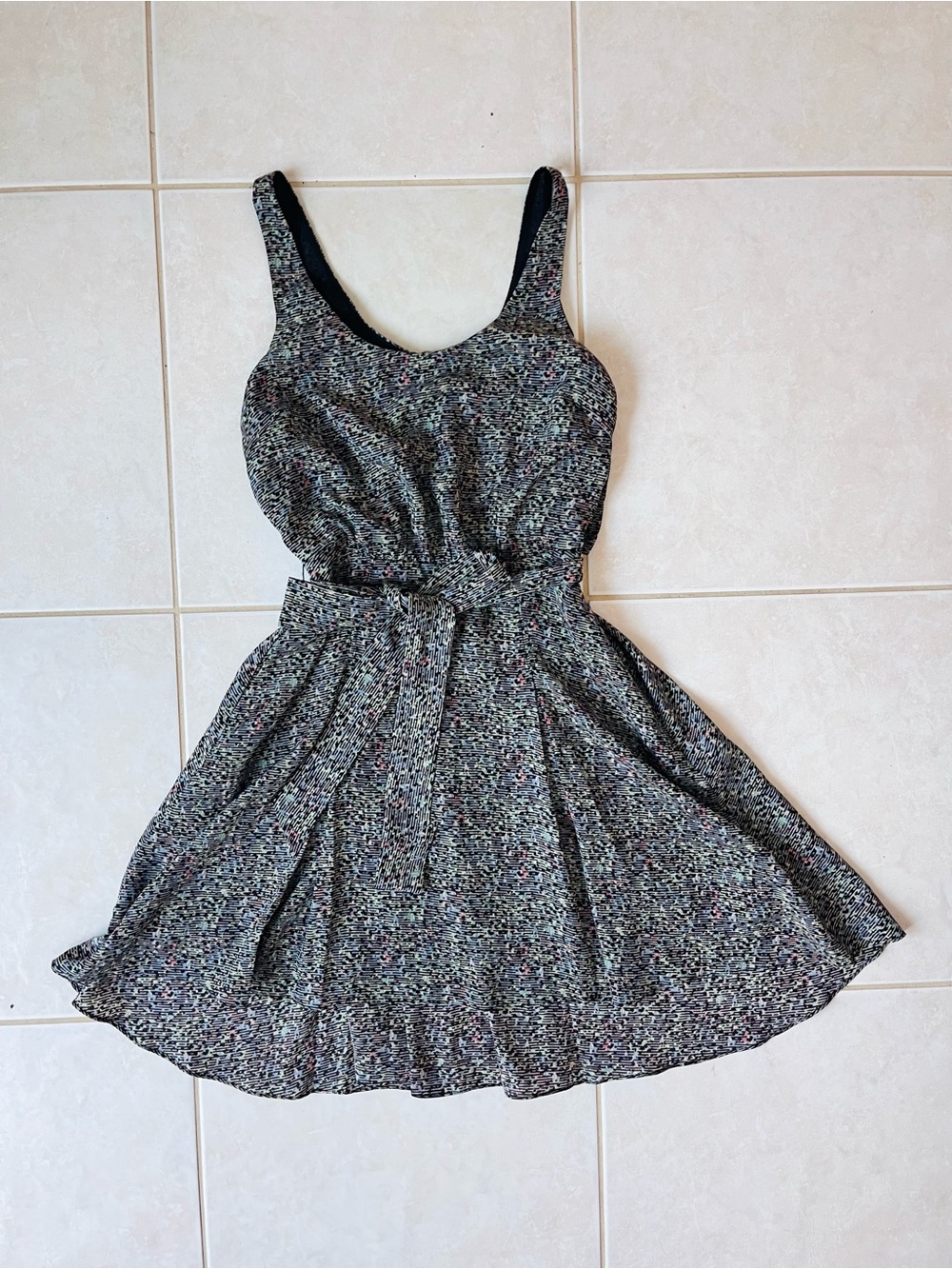 BCBG Generation Ruffle layer sleeveless dress 2